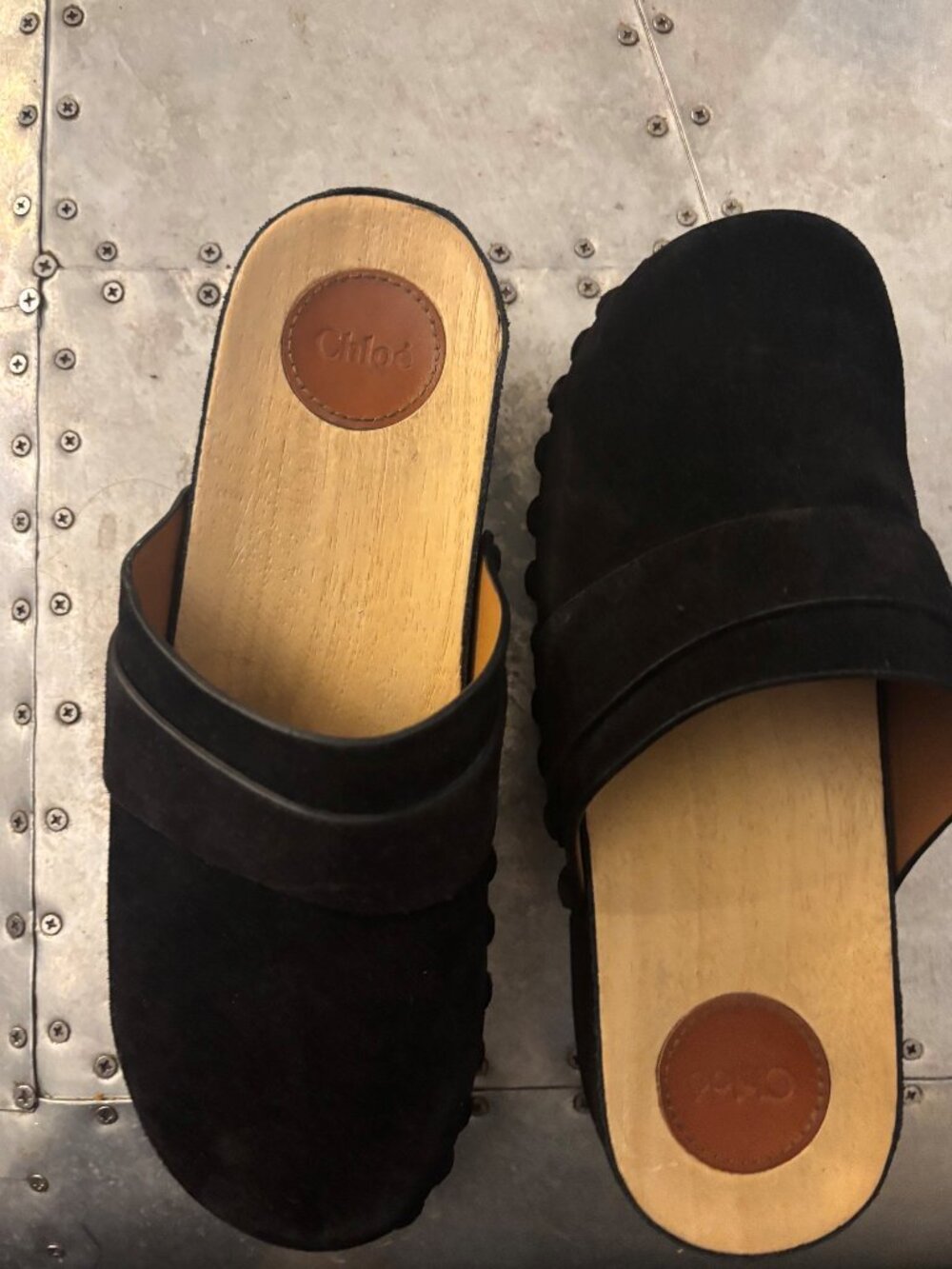 CHLOE SUEDE CLOGS. NEVER WORN. SIZE 7